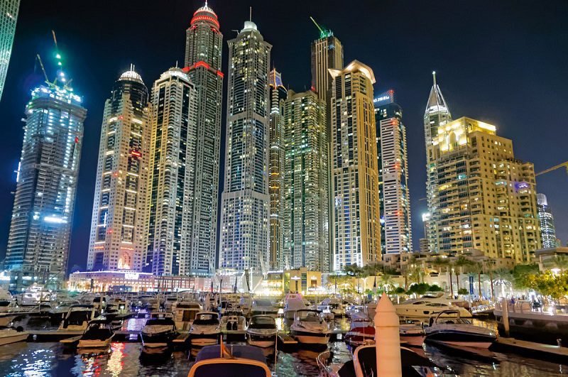 Crucero singles por emiratos árabes